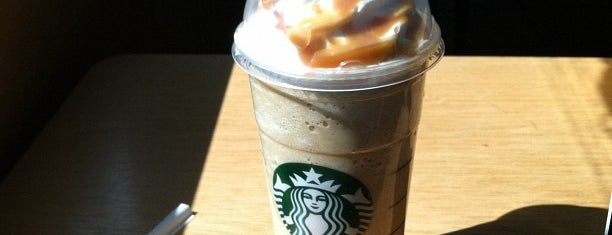 Starbucks is one of Brad 님이 좋아한 장소.