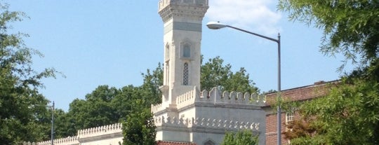 Islamic Center of Washington is one of Lugares favoritos de Tessa.