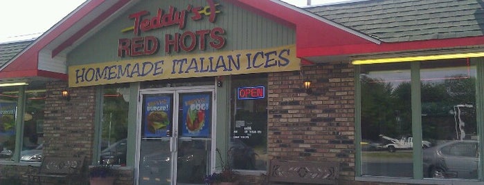 Teddy's Red Hots is one of Michelle’s Liked Places.