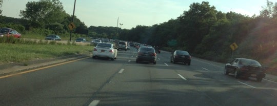 Southern State Parkway at Exit 19 is one of Long Island highways and crossings.