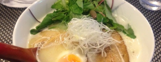 六本木BeeHive is one of I ate ever Ramen & Noodles.