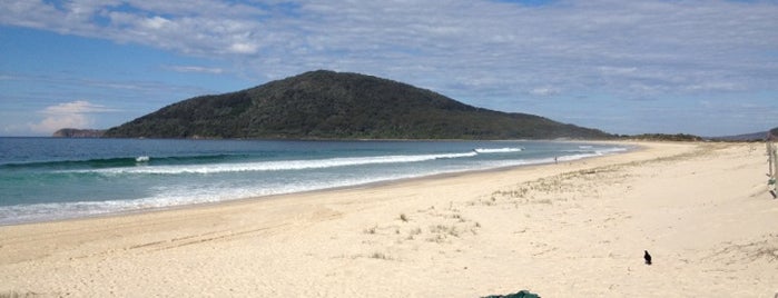 Jimmy's Beach is one of Lugares favoritos de Nick.