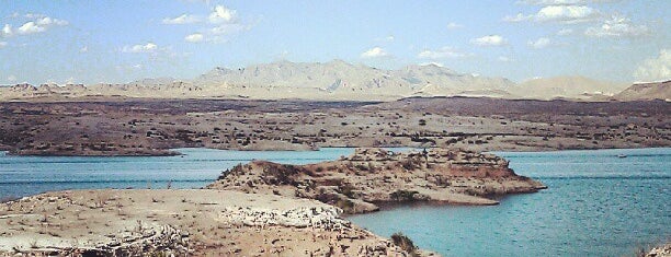 Lake Mead National Recreation Area is one of United States National Recreation Areas.