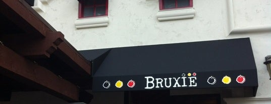 Bruxie is one of Tempat yang Disukai Albert.
