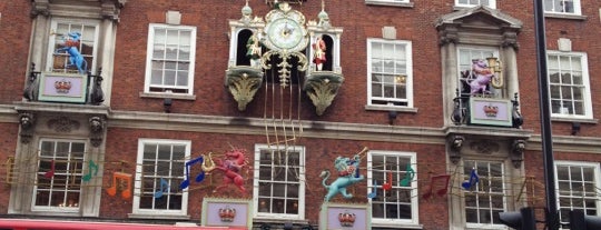 Fortnum & Mason is one of London Simply one of my Favorite Cities at ALL !.