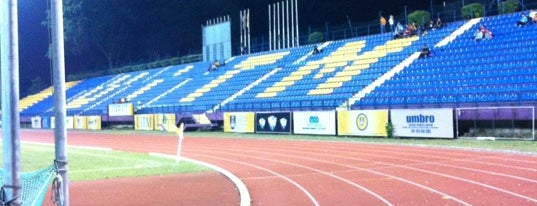 Stadium UiTM is one of สถานที่ที่ Dinos ถูกใจ.