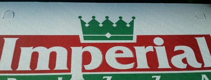 Imperial Pizza is one of สถานที่ที่ Lauren ถูกใจ.