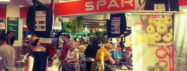 SPAR is one of Торговые центры в Лобне.
