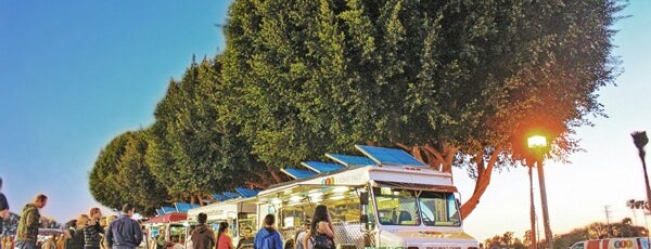 OC Fair Food Truck Fare is one of สถานที่ที่บันทึกไว้ของ Matei.