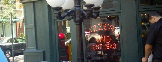 Uno Pizzeria & Grill - Chicago is one of Chicago: Pizza.