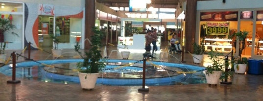 Via Direta Shopping Center is one of Compras!.