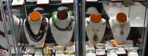 Donald E Stephens Convention Center is one of The International Gem and Jewelry Shows.