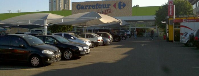 Carrefour is one of Infinito Particular.