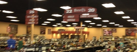 Binny's Beverage Depot is one of Schaumburg, IL & the N-NW Suburbs.