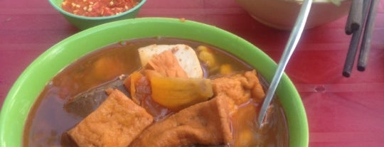 Bun Rieu Thu Vien is one of Places I wanna go.
