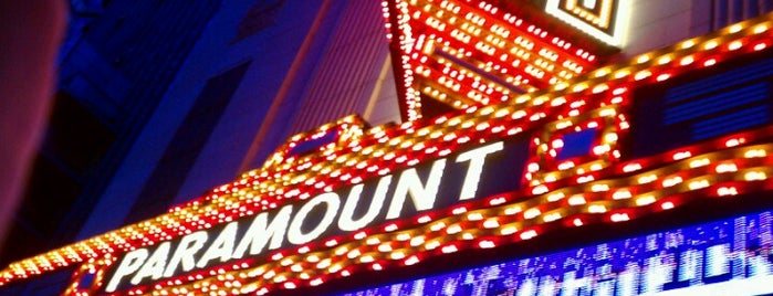 Paramount Center is one of Lugares favoritos de Mark.