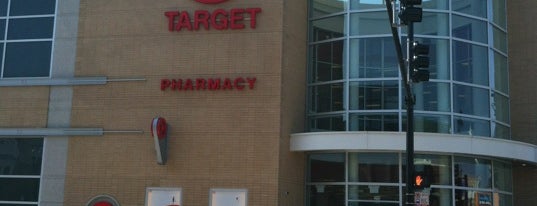Target is one of Lugares favoritos de Jeff.