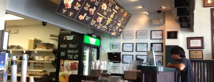 Wingstop is one of Justinさんのお気に入りスポット.