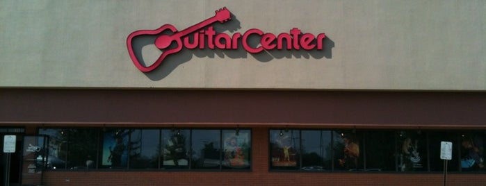 Guitar Center is one of สถานที่ที่ Craig ถูกใจ.