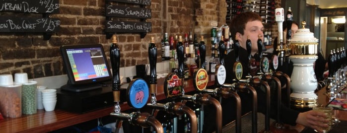 Crown & Anchor is one of Top Craft Beer Bars in the UK.