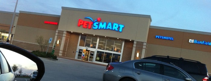 PetSmart is one of Orte, die E gefallen.