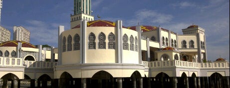 Masjid Terapung (Floating Mosque) is one of Masjid & Surau.