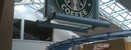 Starbucks is one of Posti che sono piaciuti a Rosana.