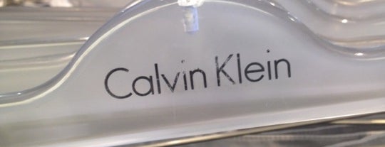 Calvin Klein Outlet is one of Krzysztofさんのお気に入りスポット.