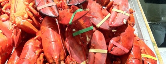 Lobster Place is one of NEW YORK CITY : Manhattan in 10 days! #NYC enjoy.