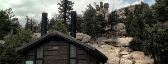 Lumpy Ridge Trailhead is one of Lugares favoritos de Nick.