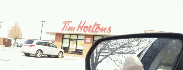 Tim Hortons is one of สถานที่ที่ Doug ถูกใจ.