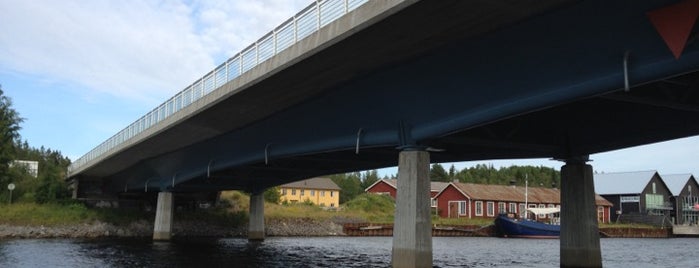 Lillåbron is one of Umeå.