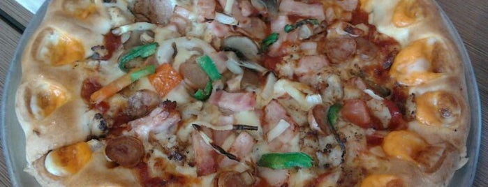 Pizza Hut is one of Makan @ Utara #3.
