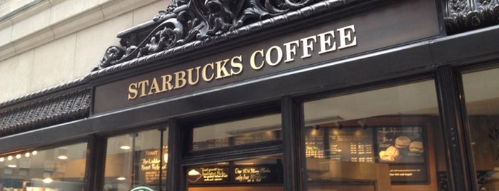 Starbucks is one of Lieux qui ont plu à Michael.