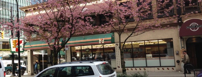 7-Eleven is one of Locais curtidos por Mint.
