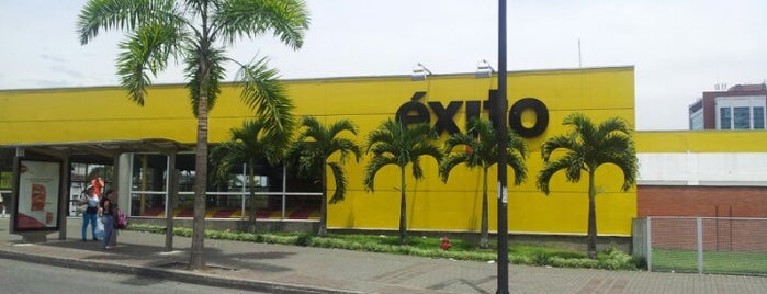 Exito is one of Lista en Pereira Sector Victoria.