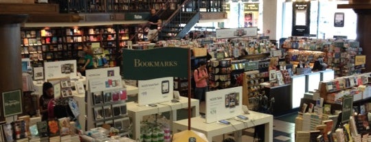 The 15 Best Bookstores In New York City
