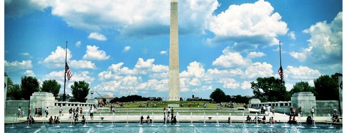 World War II Memorial is one of Washington DC.