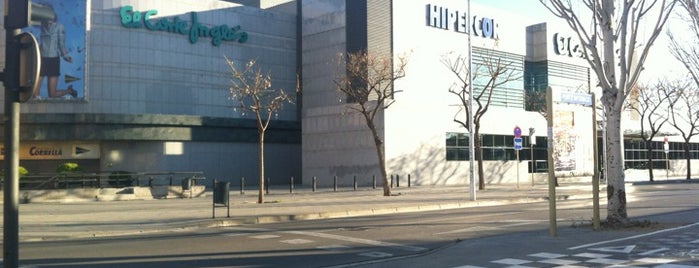 El Corte Inglés is one of Shopping.