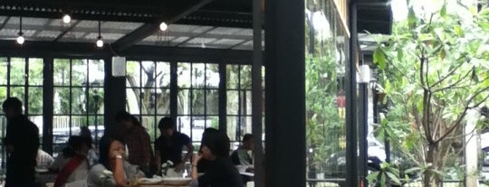 The Hartwood is one of Café in Bandung.