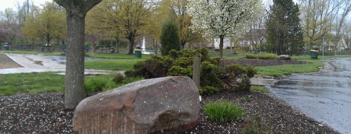 Union Township Veterans Park is one of สถานที่ที่บันทึกไว้ของ Ryan.