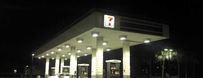 7-Eleven is one of Lugares favoritos de Steven.