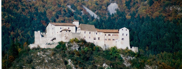 Castello di Stenico is one of Musei e Castelli da Vivere.