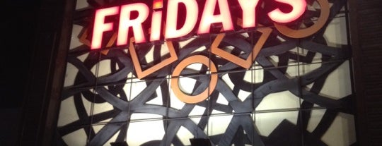 T.G.I. Friday's is one of Lugares favoritos de Julio D..