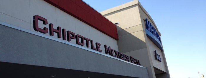 Chipotle Mexican Grill is one of Tempat yang Disukai Chuck.