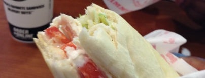 Jimmy John's is one of Michael 님이 좋아한 장소.