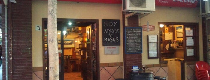 Bar La Esquina is one of Cinco Bares imprescindibles en Zona Ronda.