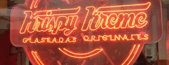 Krispy Kreme is one of Lugares favoritos de nan.