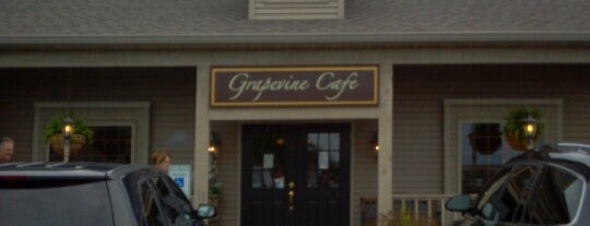 Grapevine Cafe is one of Locais curtidos por Shelley.