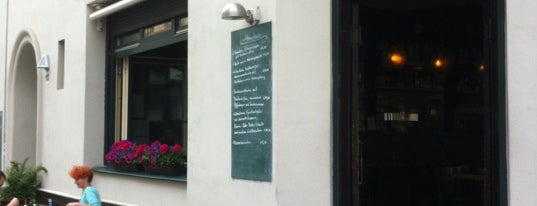 Bötzow Privat is one of Berlin - Mittagessen rund ums Oranienburger Tor.